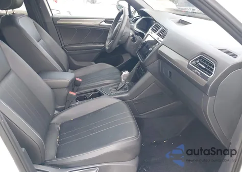 2023 Volkswagen Tiguan 2.0T Se R-Line Black z USA, uszkodzony, nr VIN 3VVCB7AX0PM126184